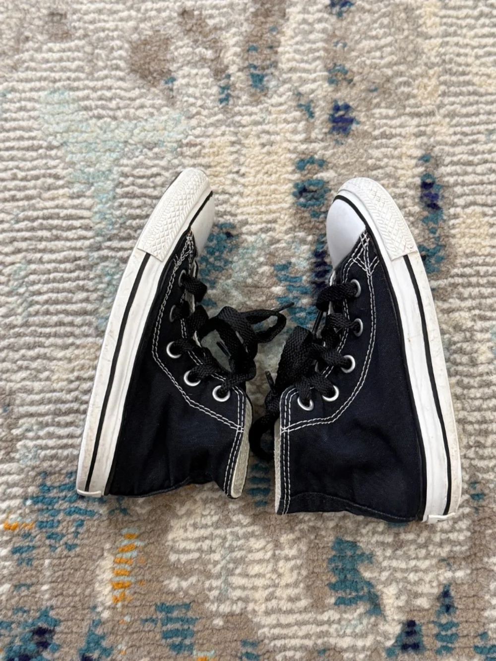 Black canvas Converse Chuck Taylor All Star toddler high-top sz 8 sneakers shoes